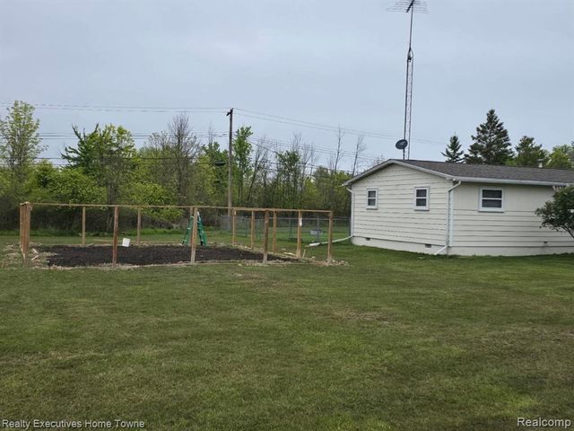 5938 Avalon Circle, Lexington, MI 48450