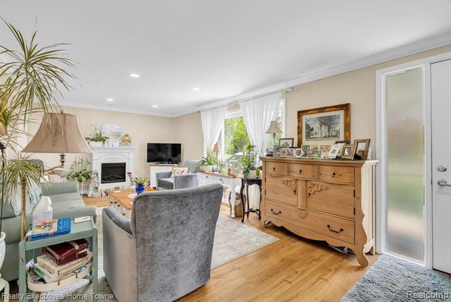 5938 Avalon Circle, Lexington, MI 48450
