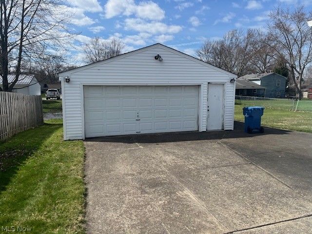 7408 Denny Drive, North Ridgeville, OH 44039