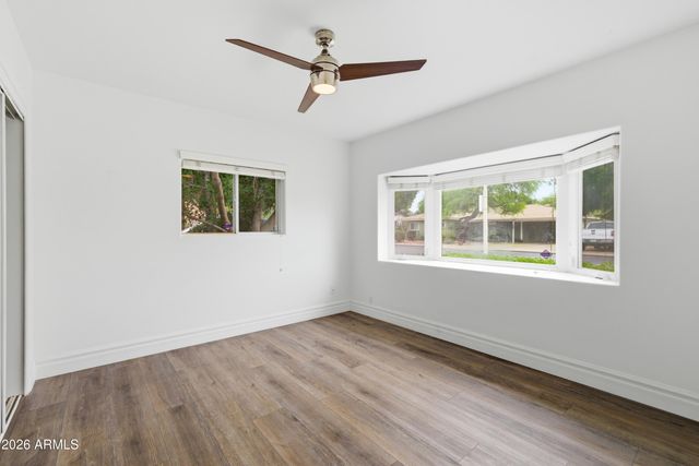 1924 E COOLIDGE Street, Phoenix, AZ 85016