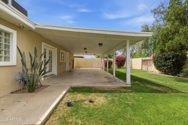 1924 E COOLIDGE Street, Phoenix, AZ 85016