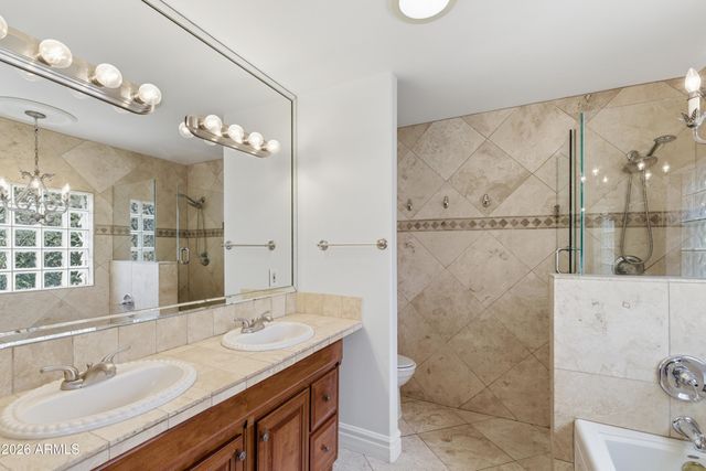 1924 E COOLIDGE Street, Phoenix, AZ 85016