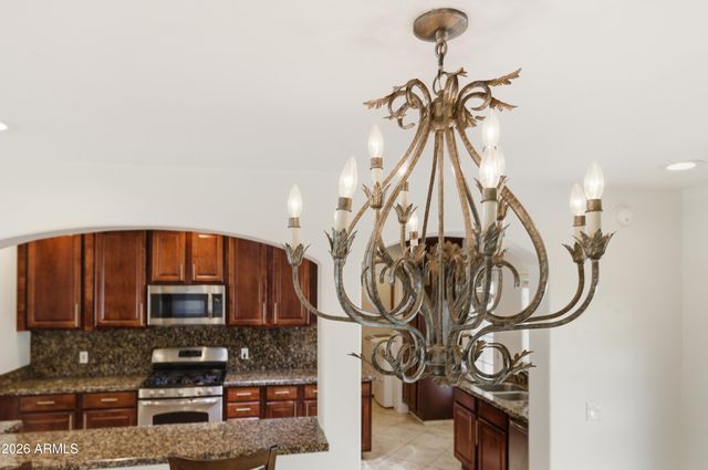 1924 E COOLIDGE Street, Phoenix, AZ 85016