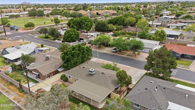 1924 E COOLIDGE Street, Phoenix, AZ 85016