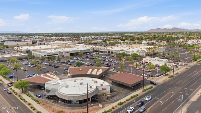 1924 E COOLIDGE Street, Phoenix, AZ 85016