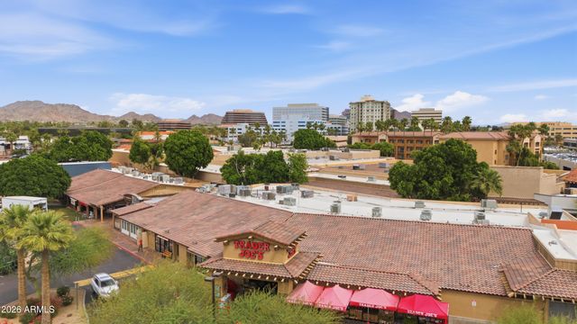 1924 E COOLIDGE Street, Phoenix, AZ 85016