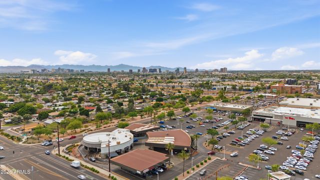 1924 E COOLIDGE Street, Phoenix, AZ 85016