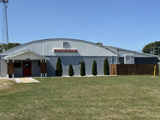 57550 N Main Street, Three Rivers, MI 49093