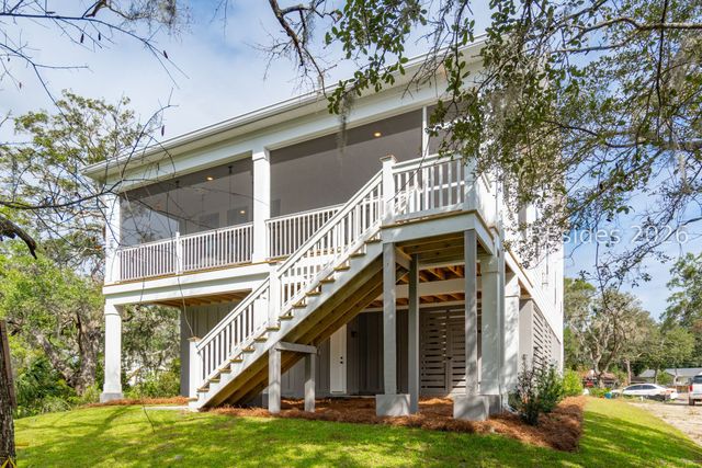 36 Middle Island St, Beaufort, SC 29907