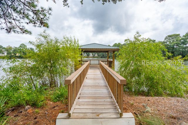 36 Middle Island St, Beaufort, SC 29907