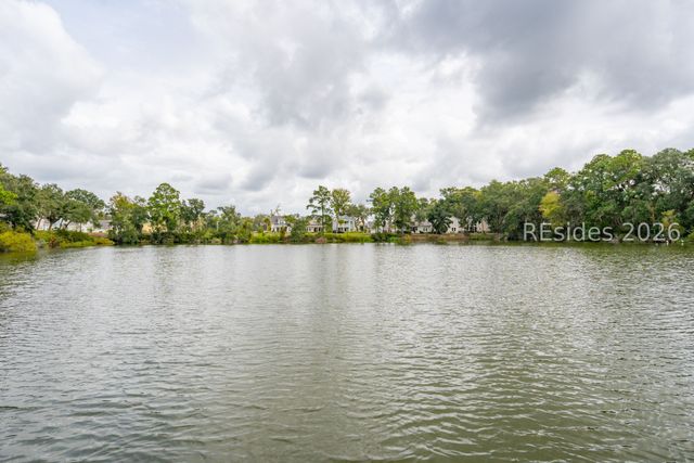 36 Middle Island St, Beaufort, SC 29907