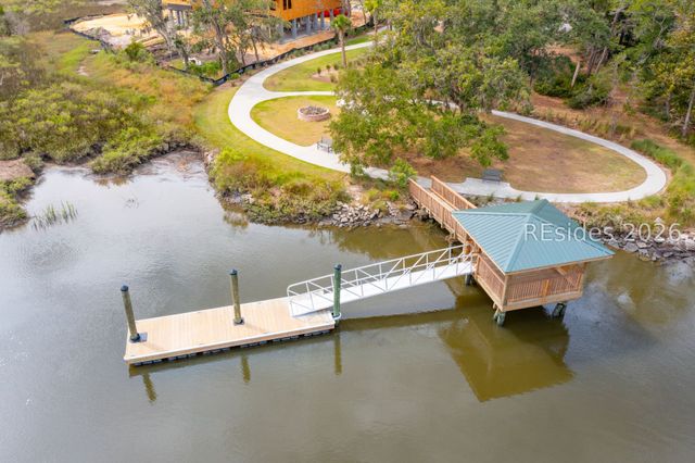 36 Middle Island St, Beaufort, SC 29907