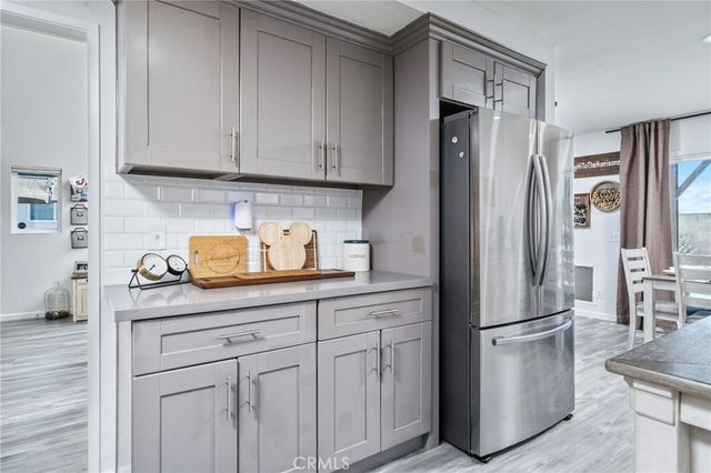 11964 Maple Leaf, Fontana, CA 92337