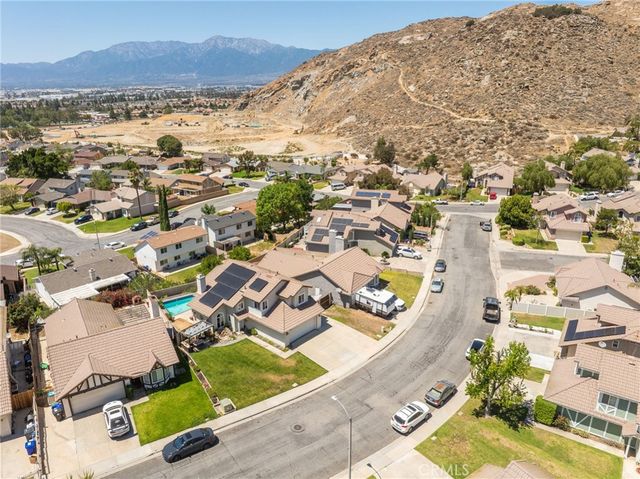 11964 Maple Leaf, Fontana, CA 92337