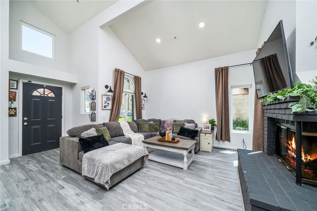 11964 Maple Leaf, Fontana, CA 92337