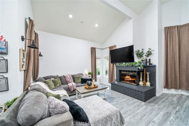 11964 Maple Leaf, Fontana, CA 92337
