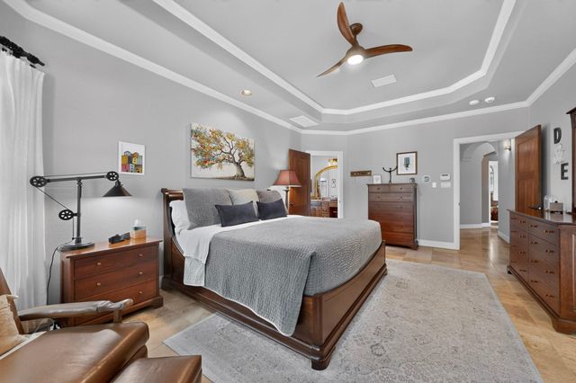 116 Roble Roja DR, Georgetown, TX 78633