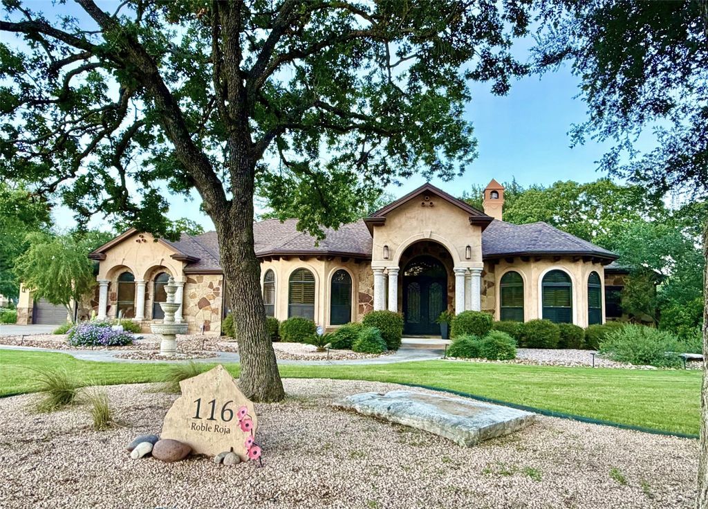 116 Roble Roja DR, Georgetown, TX 78633