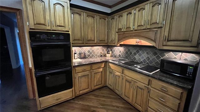 1251 Bridgewater Walk, Snellville, GA 30078