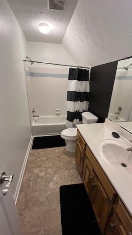 1251 Bridgewater Walk, Snellville, GA 30078