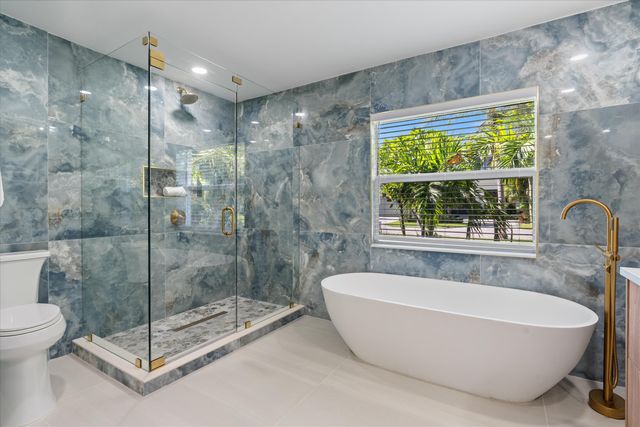 1132 NE 3rd Avenue, Boca Raton, FL 33432