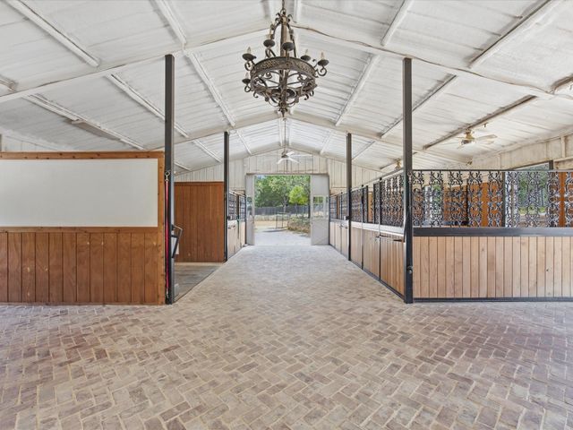 501 Upper Denton Road, Weatherford, TX 76087