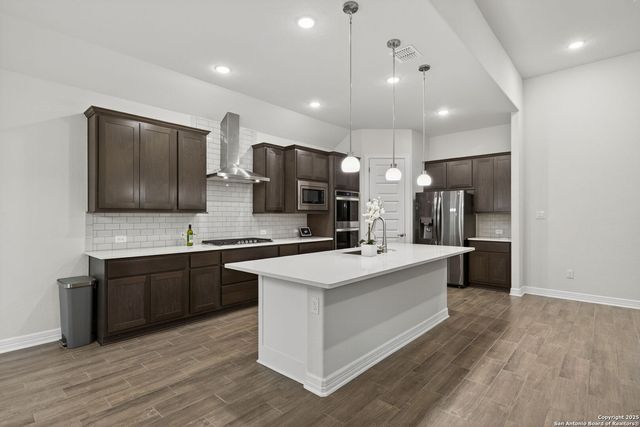 123 Low Meadow, Universal City, TX 78148