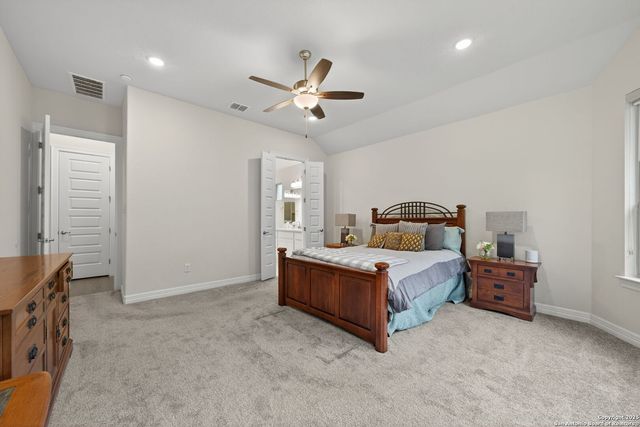 123 Low Meadow, Universal City, TX 78148