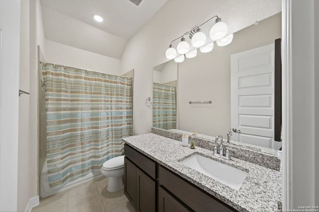 123 Low Meadow, Universal City, TX 78148