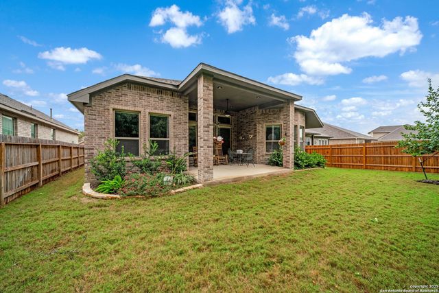 123 Low Meadow, Universal City, TX 78148