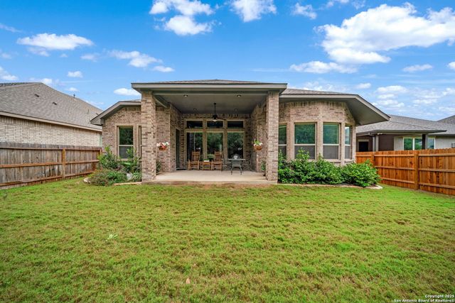 123 Low Meadow, Universal City, TX 78148