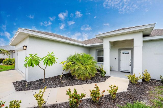 105 COTTAGE PLACE, Rotonda West, FL 33947