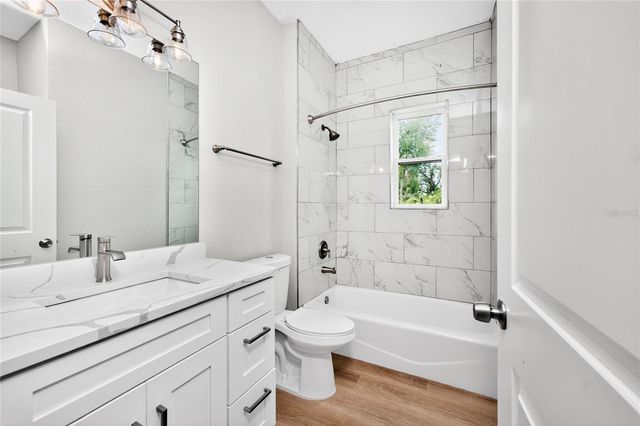 105 COTTAGE PLACE, Rotonda West, FL 33947