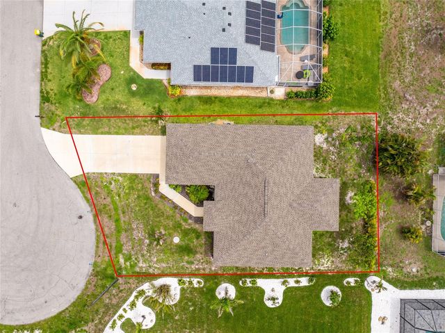 105 COTTAGE PLACE, Rotonda West, FL 33947