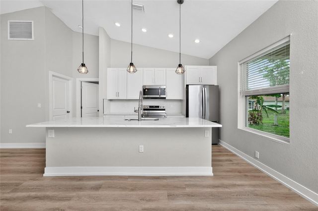 105 COTTAGE PLACE, Rotonda West, FL 33947