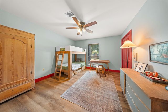 10 Kensington Drive, Conway, AR 72034