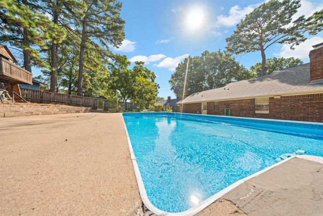 10 Kensington Drive, Conway, AR 72034