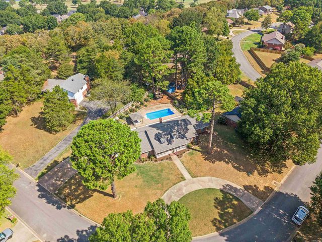 10 Kensington Drive, Conway, AR 72034