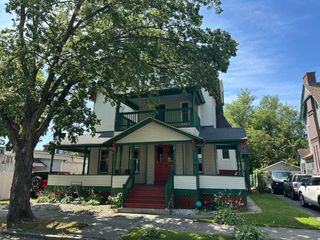 14 Wellesley St, Springfield, MA 01109