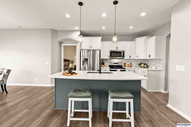 20861 Camelback Avenue, Gretna, NE 68028