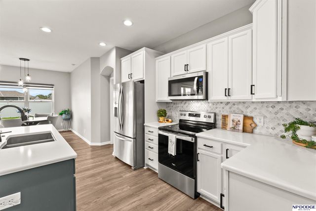 20861 Camelback Avenue, Gretna, NE 68028