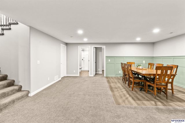 20861 Camelback Avenue, Gretna, NE 68028