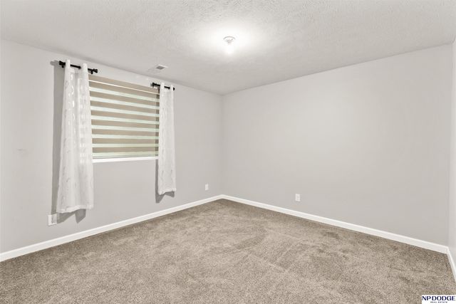20861 Camelback Avenue, Gretna, NE 68028