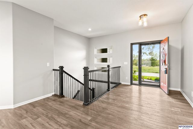 20861 Camelback Avenue, Gretna, NE 68028