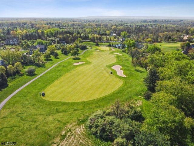 2 Fairway Dr, Readington Twp., NJ 08889