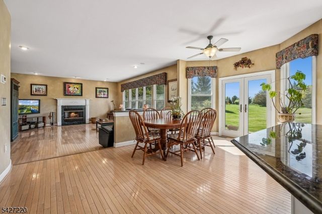 2 Fairway Dr, Readington Twp., NJ 08889