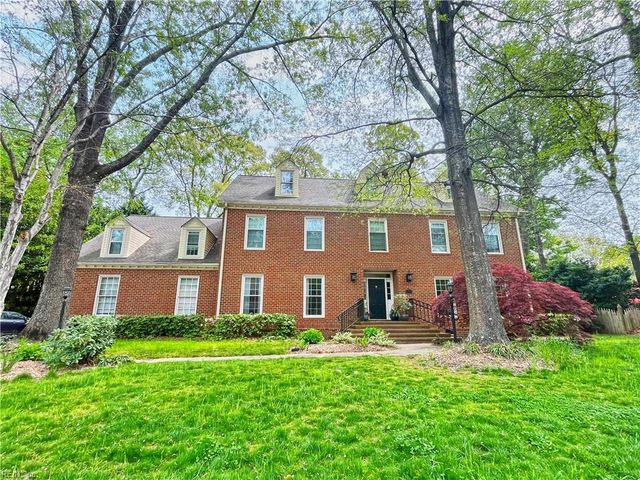 1004 Downshire CHSE, Virginia Beach, VA 23452