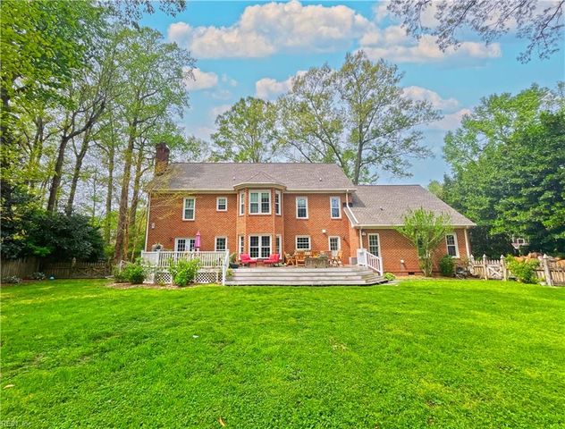 1004 Downshire CHSE, Virginia Beach, VA 23452