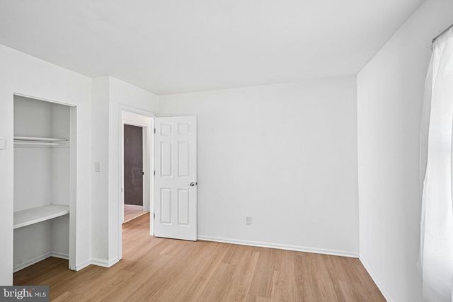 122 WALKER AVE, West Berlin, NJ 08091