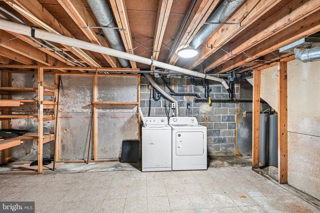 122 WALKER AVE, West Berlin, NJ 08091